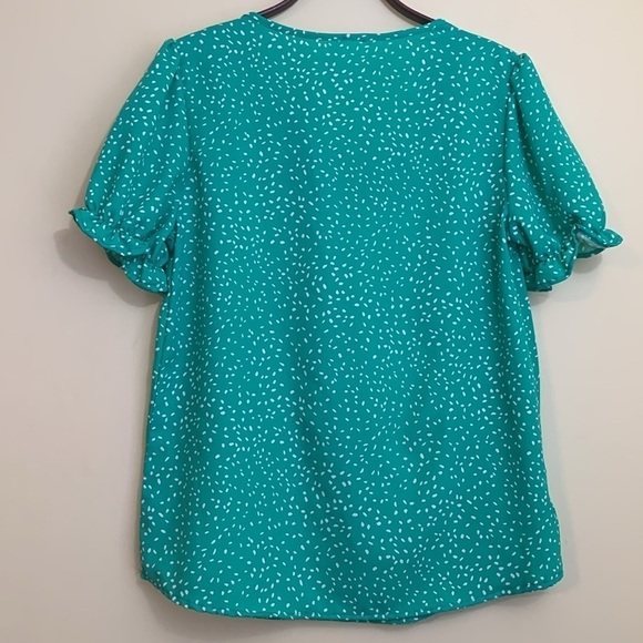 7th Ray | Jaylin Green White V Neck Puff Puff Lightweight Relaxed Fit Top M - Picture 17 of 17